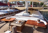 gay segeln - Vorderdeck - unser Schiff gay segeln - Vorderdeck - unser Schiff